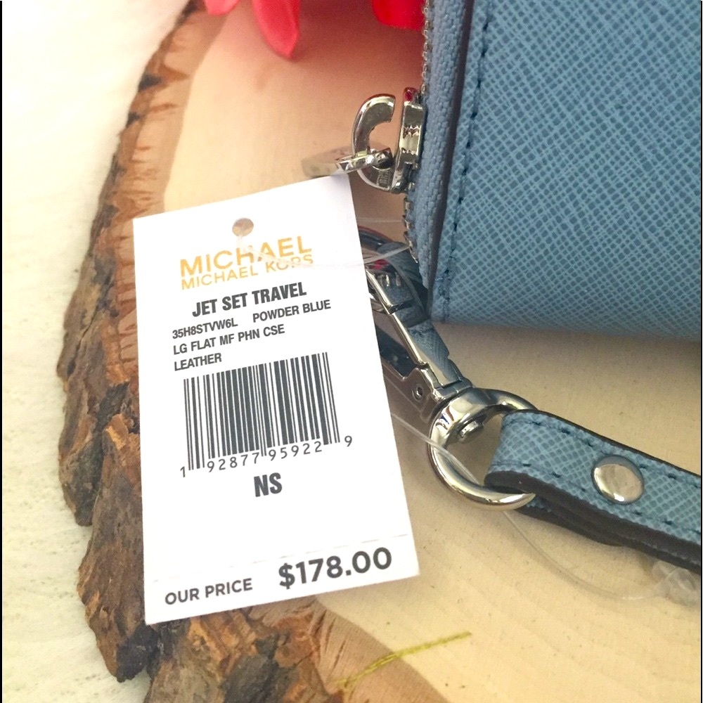 MICHAEL KORS WALLET WRISTLET - Picture 6 of 7